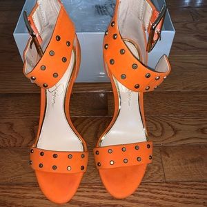 Like New Jessica Simpson Orange Heels. Size 6.